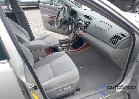 2004 Toyota Camry Xle из США, поврежденный, VIN 4T1BE30K14U932800